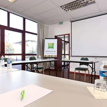מלון Ibis Styles Gare Saint-jean 3*